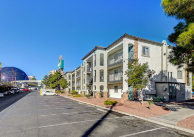 Emerald Suites Convention Center | Extended Stay Apartment Rentals | Located Near the Las Vegas Convention Center