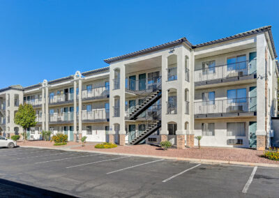Emerald Suites Convention Center | Extended Stay Apartment Rentals | Located Near the Las Vegas Convention Center