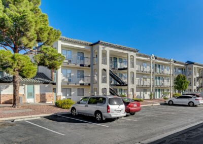 Emerald Suites Convention Center | Extended Stay Apartment Rentals | Located Near the Las Vegas Convention Center