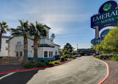 Emerald Suites Convention Center | Extended Stay Apartment Rentals | Located Near the Las Vegas Convention Center